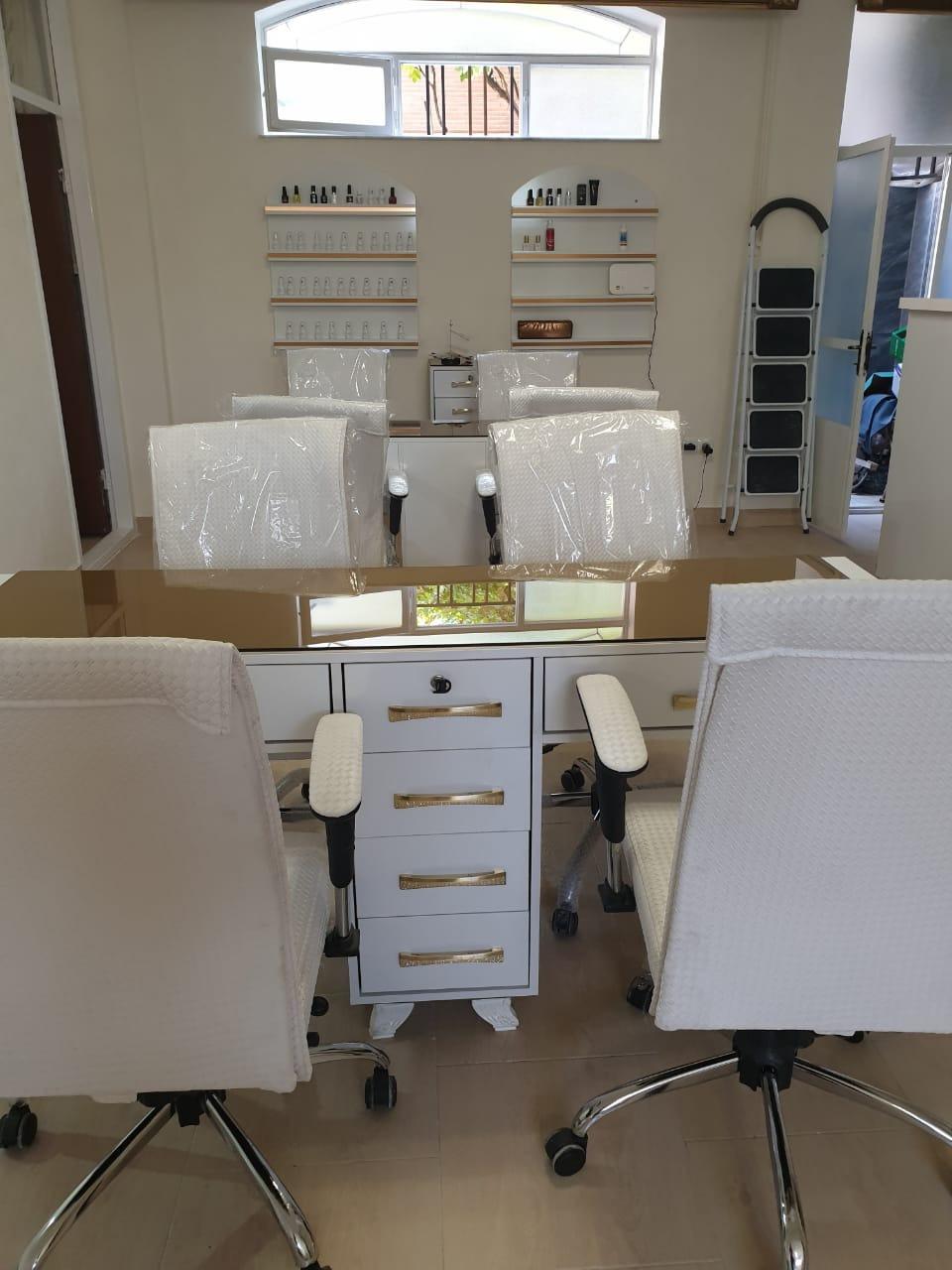 عکس سالن زیبایی لاله