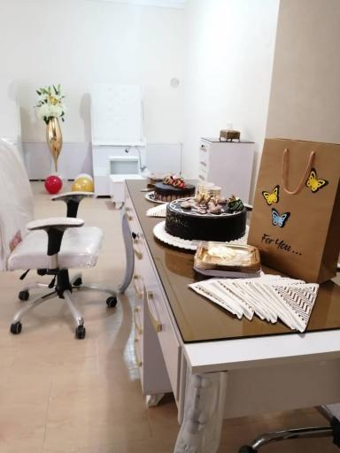 عکس سالن زیبایی لاله