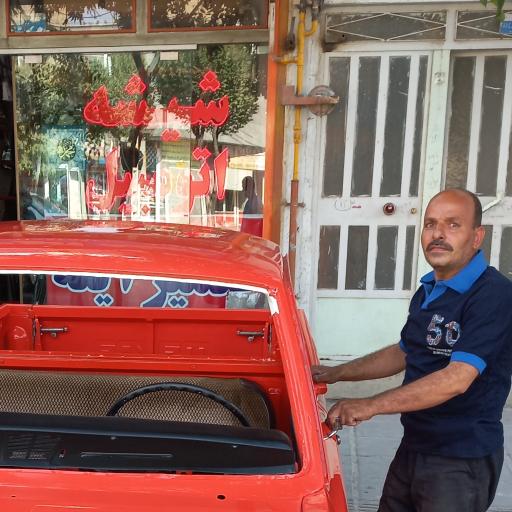 عکس شیشه اتومبیل علی فرامرزی