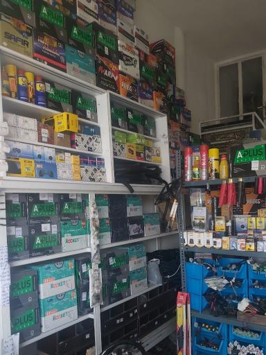 عکس باطری فروشی و لوازم برقی خودرو