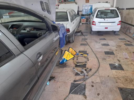 عکس خدمات خودرویی ایمان 