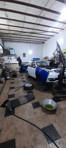 عکس خدمات خودرویی ایمان 