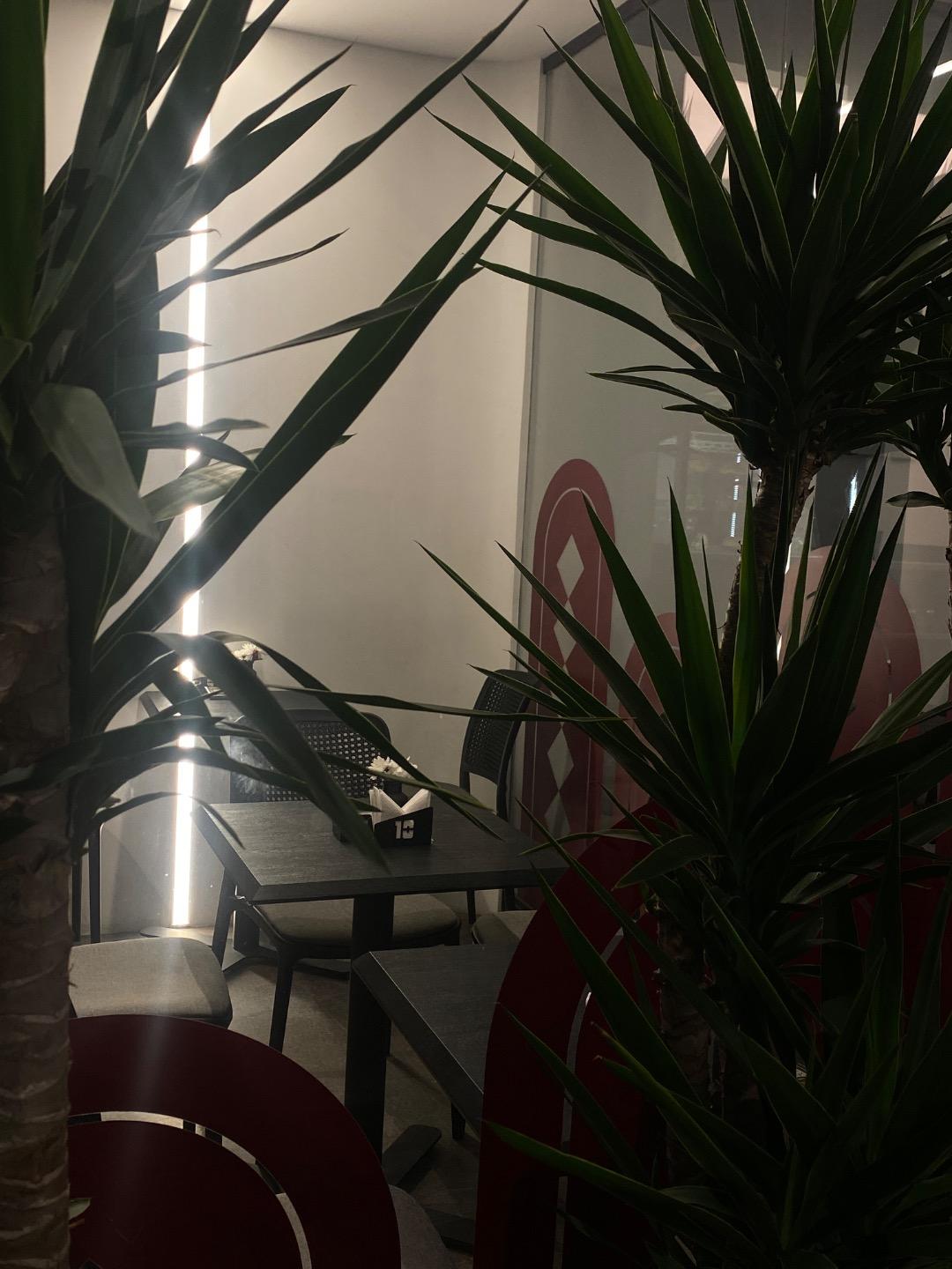 عکس کافه رستوران وند