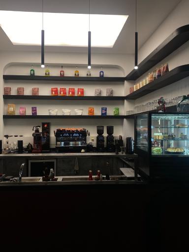 عکس کافه رستوران وند