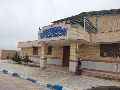 عکس سالن ورزشی شهدای ونداده