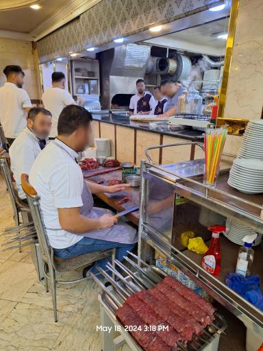 عکس چلوکبابی باختر