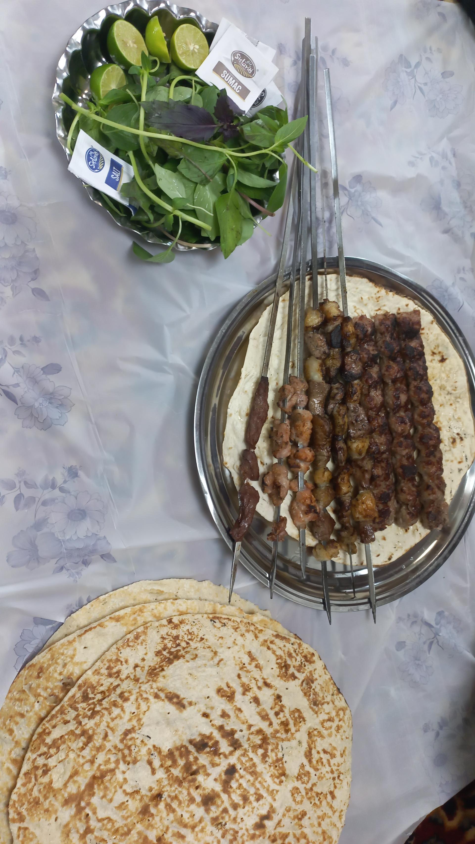 عکس کبابی عمو نعمت