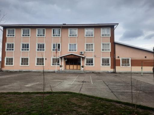 عکس دبیرستان شهید رجایی 