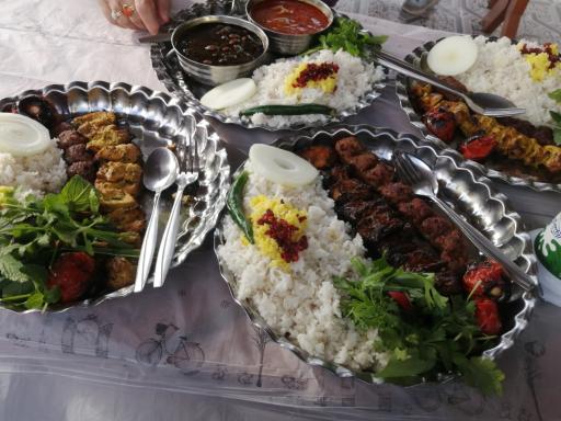 عکس بیرون بر گردو