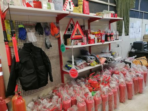 عکس لوازم آتش نشانی ایمن ساز خزایی