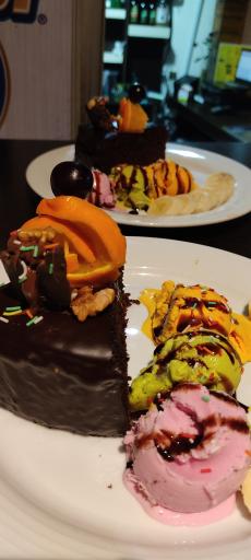 عکس کافه فست فود سینما