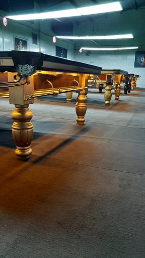 عکس باشگاه بیلیارد