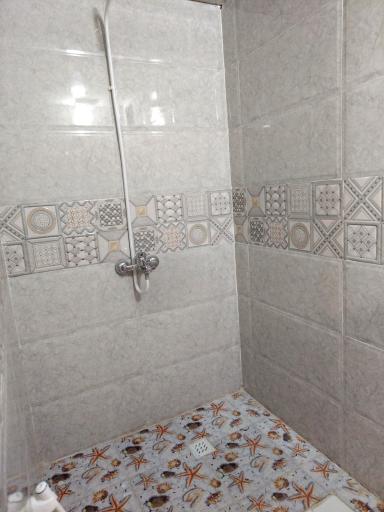 ویلایی و سوئیت آپارتمان قره خانی