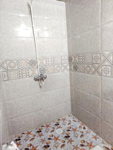 ویلایی و سوئیت آپارتمان قره خانی