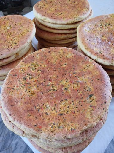 عکس نان دهاتی 