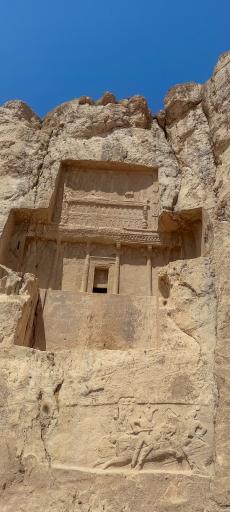 عکس آرامگاه داریوش دوم