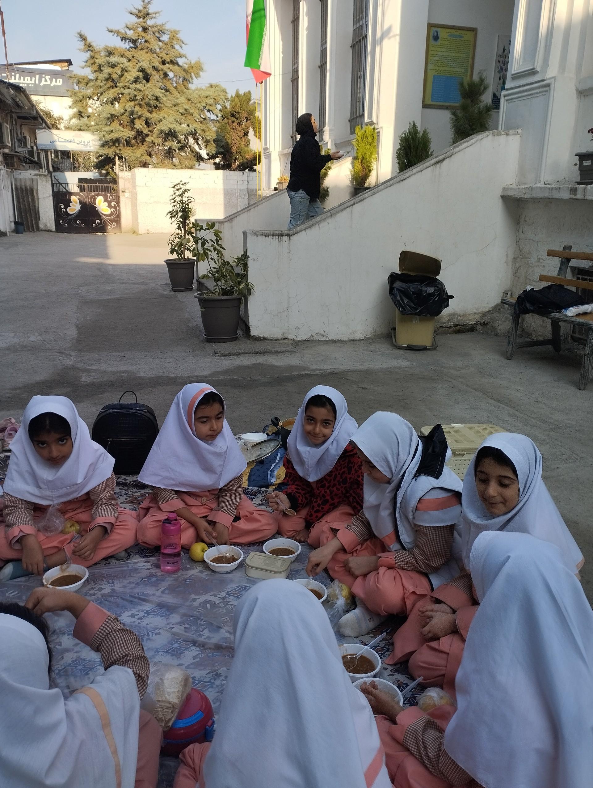 عکس مدرسه پروین اعتصامی