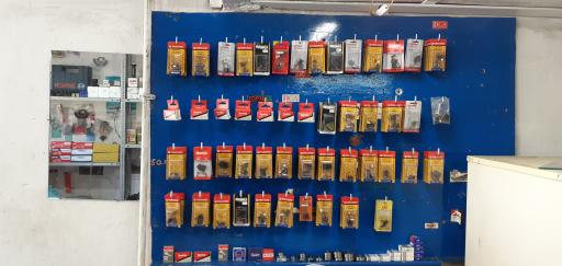 عکس تعمیر ابزار حسام