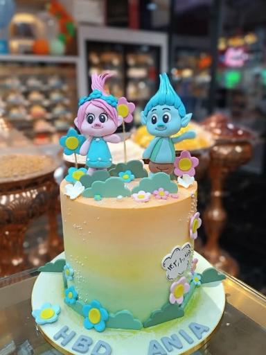 عکس قنادی مجلسی اسمعیلی مهبد