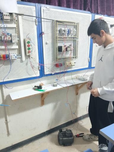 هنرستان پسرانه کاردانش علم و توسعه 
