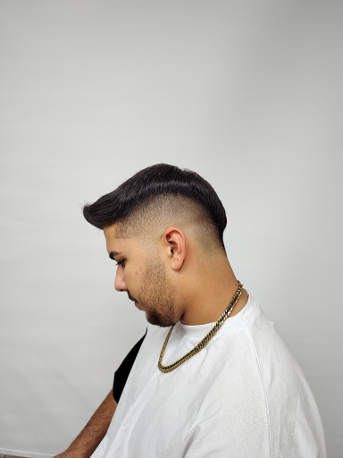 عکس آموزشگاه پیرایش مردانه هیوا 