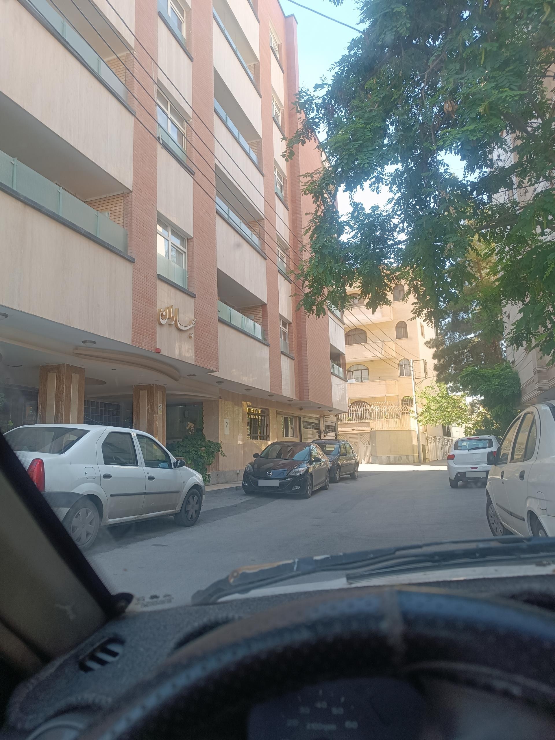 عکس مجتمع بهاران