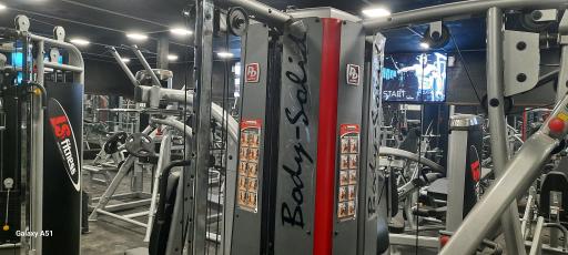 عکس مجموعه ورزشی عرش پلاس vip