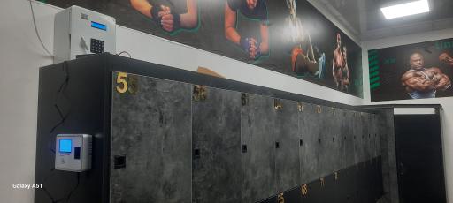 عکس مجموعه ورزشی عرش پلاس vip