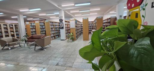 عکس کتابخانه عمومی