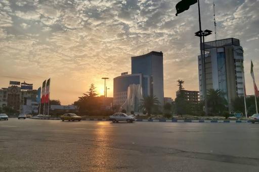 عکس فضای سبز میدان امام