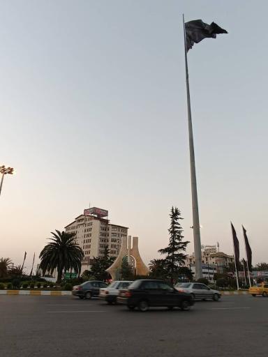 عکس فضای سبز میدان امام