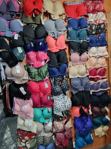 عکس مرکز خرید تک سایه