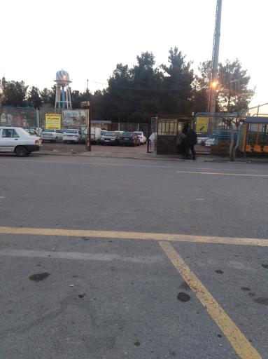 عکس پارکينگ ایستگاه مترو کهریزک 