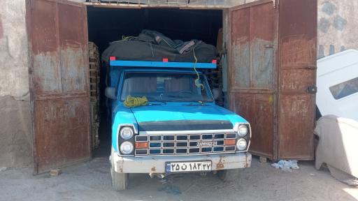 عکس وانت بار ۱۱۰