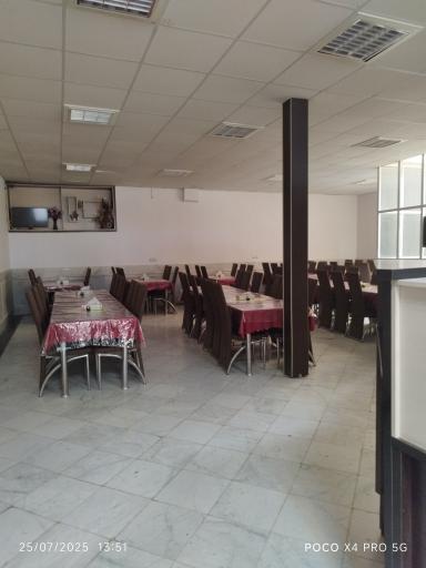 عکس رستوران و مهمانپذیر اندیشه