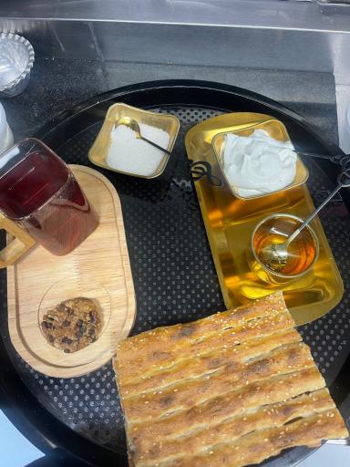عکس سرای سنتی ازگل
