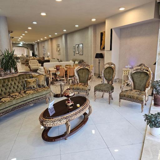 مبل خوش نشین