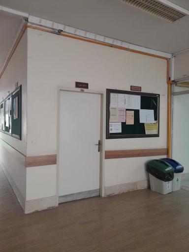 عکس سالن شورای دانشکده