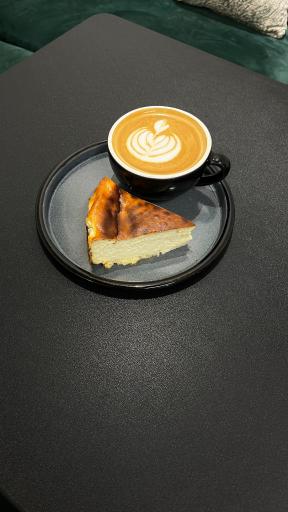 عکس کافه دامون