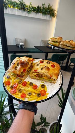 عکس کافه دامون