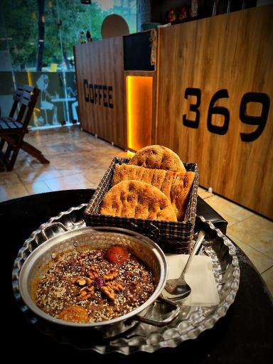 کافه 369