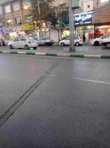 عکس ساندویچ هلن فود