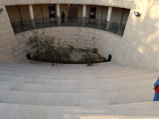 عکس آرامگاه سعدی