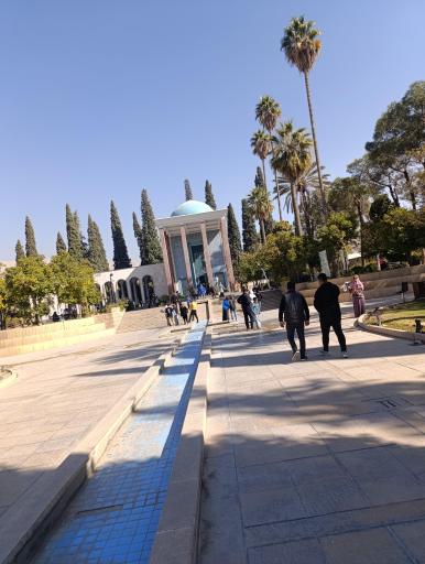 عکس آرامگاه سعدی