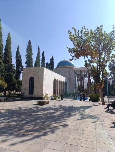 عکس آرامگاه سعدی