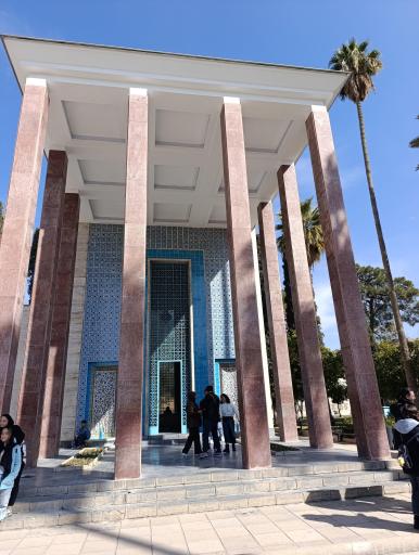 عکس آرامگاه سعدی