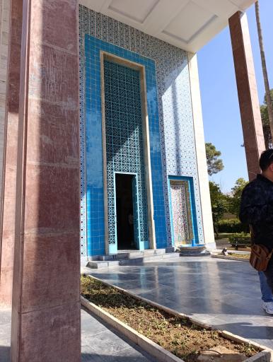 عکس آرامگاه سعدی