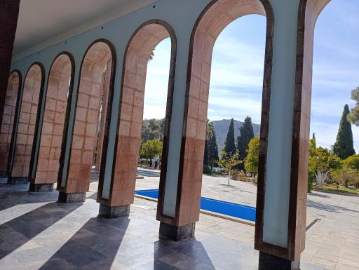 عکس آرامگاه سعدی