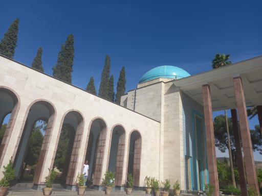 عکس آرامگاه سعدی