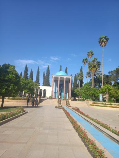 عکس آرامگاه سعدی